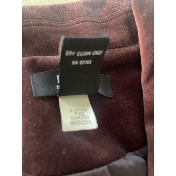 Body By Victoria Womens Size 6 Burgundy Velvet Blazer Preppy Academia Jacket - Picture 10 of 11